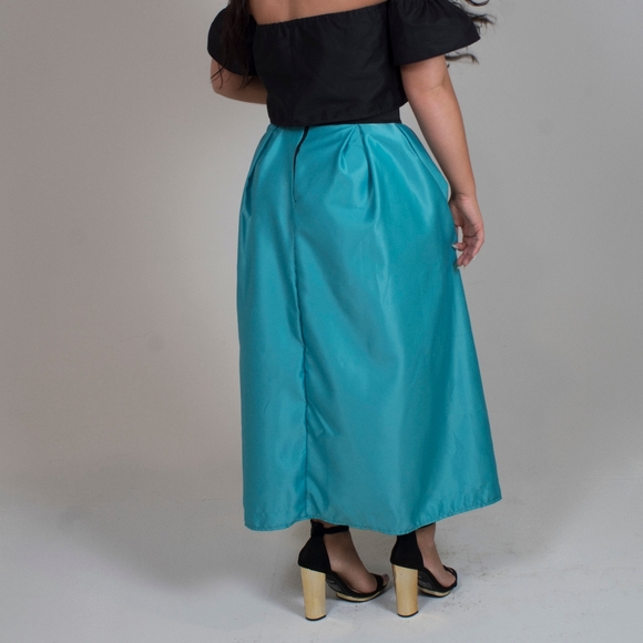 2/$10 Aline maxi - Picture 2 of 3